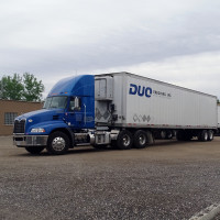 duo trucking refrigerated trailers